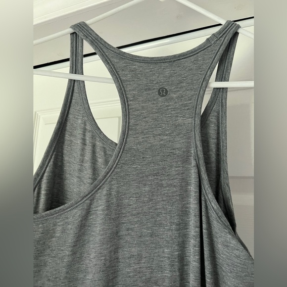 Women’s Lululemon refresh maxi dress heathered medium grey size 6 or 8 MEDIUM - Picture 6 of 9